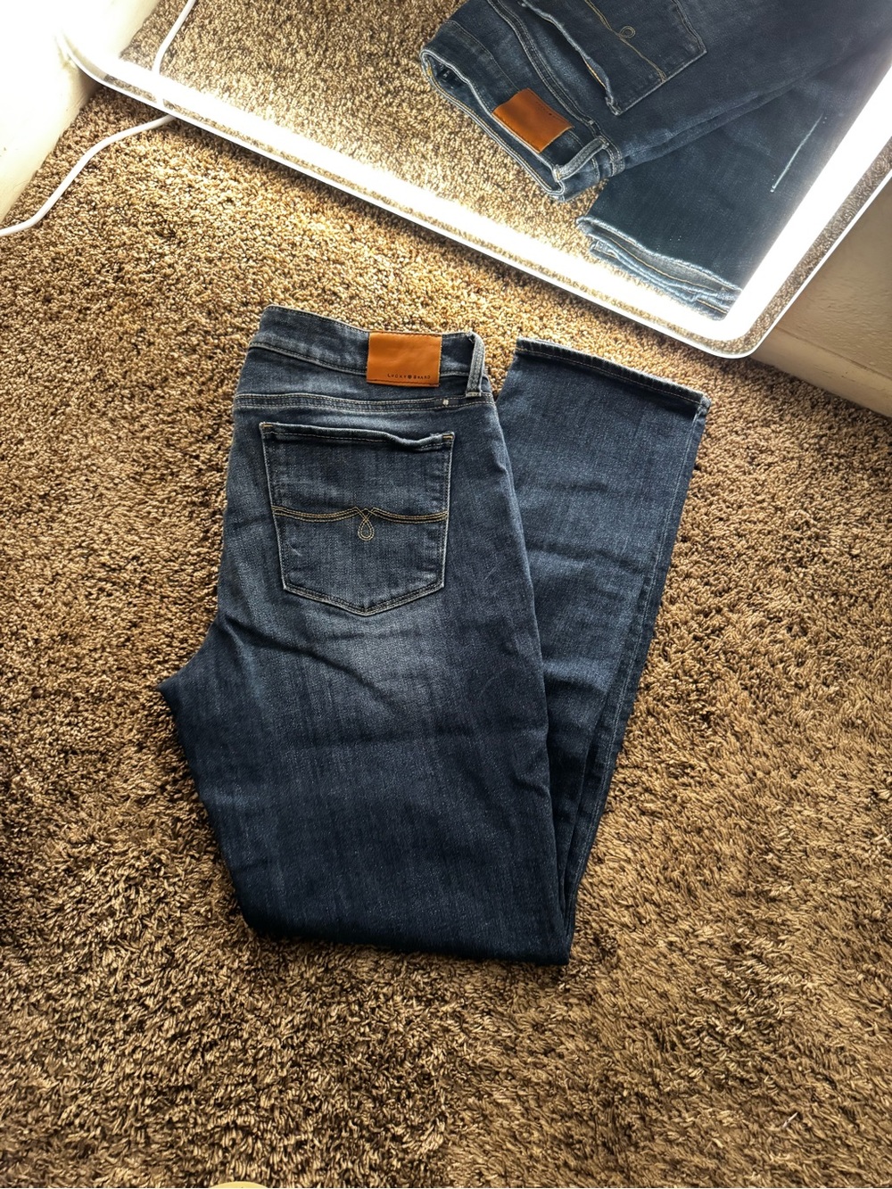 Lucky Brand Women's Skinny Jeans - Dark Blue with Brown Patch